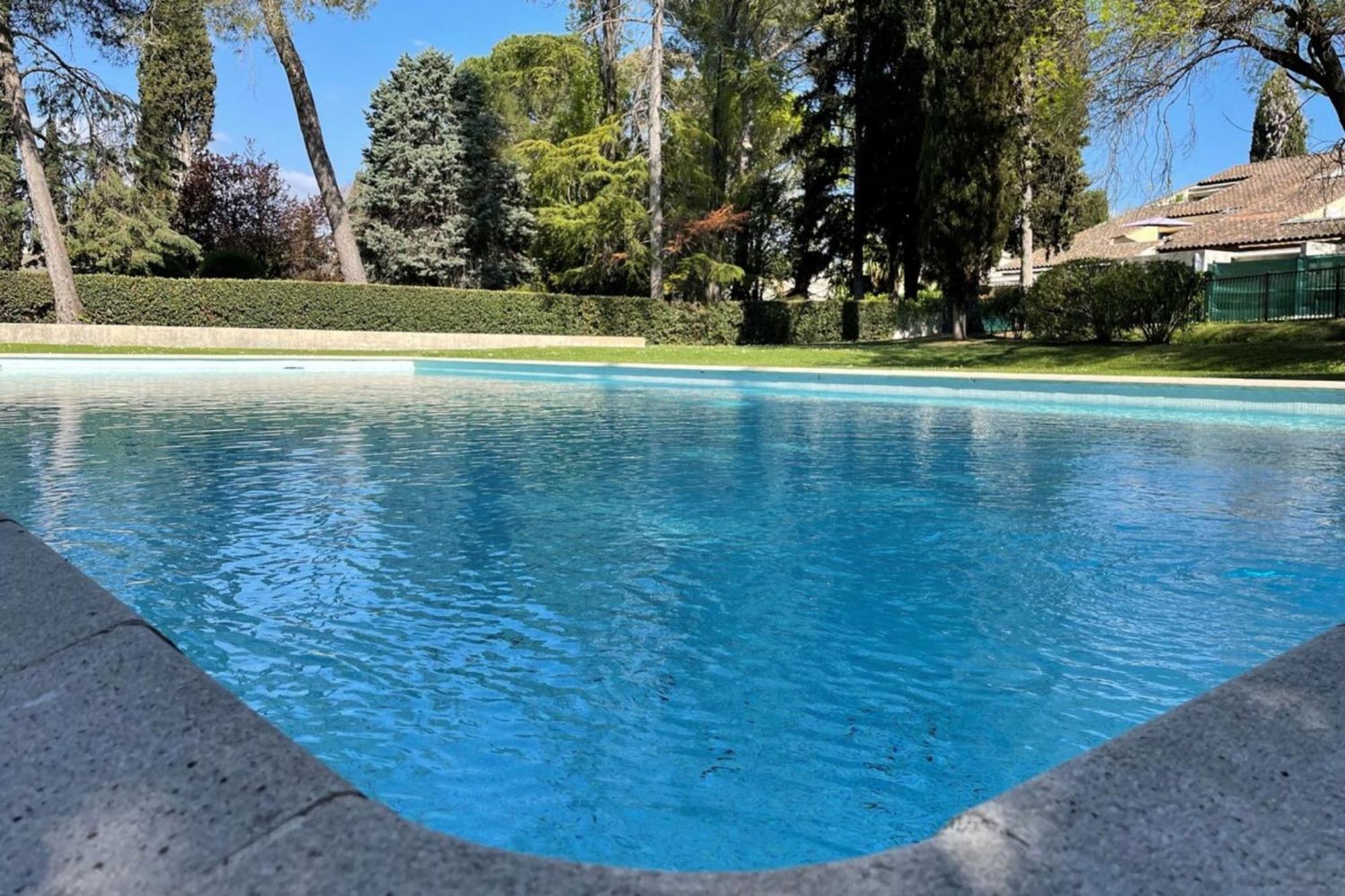 06V - Beautiful Villa With Spa Pool And Tennis Биот Екстериор снимка