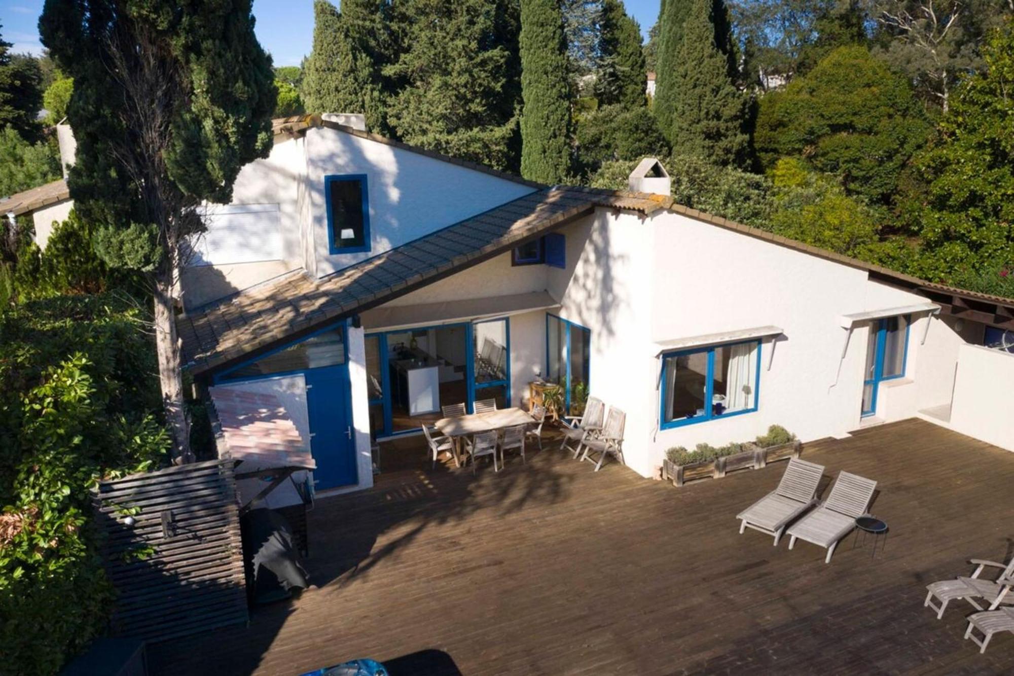 06V - Beautiful Villa With Spa Pool And Tennis Биот Екстериор снимка